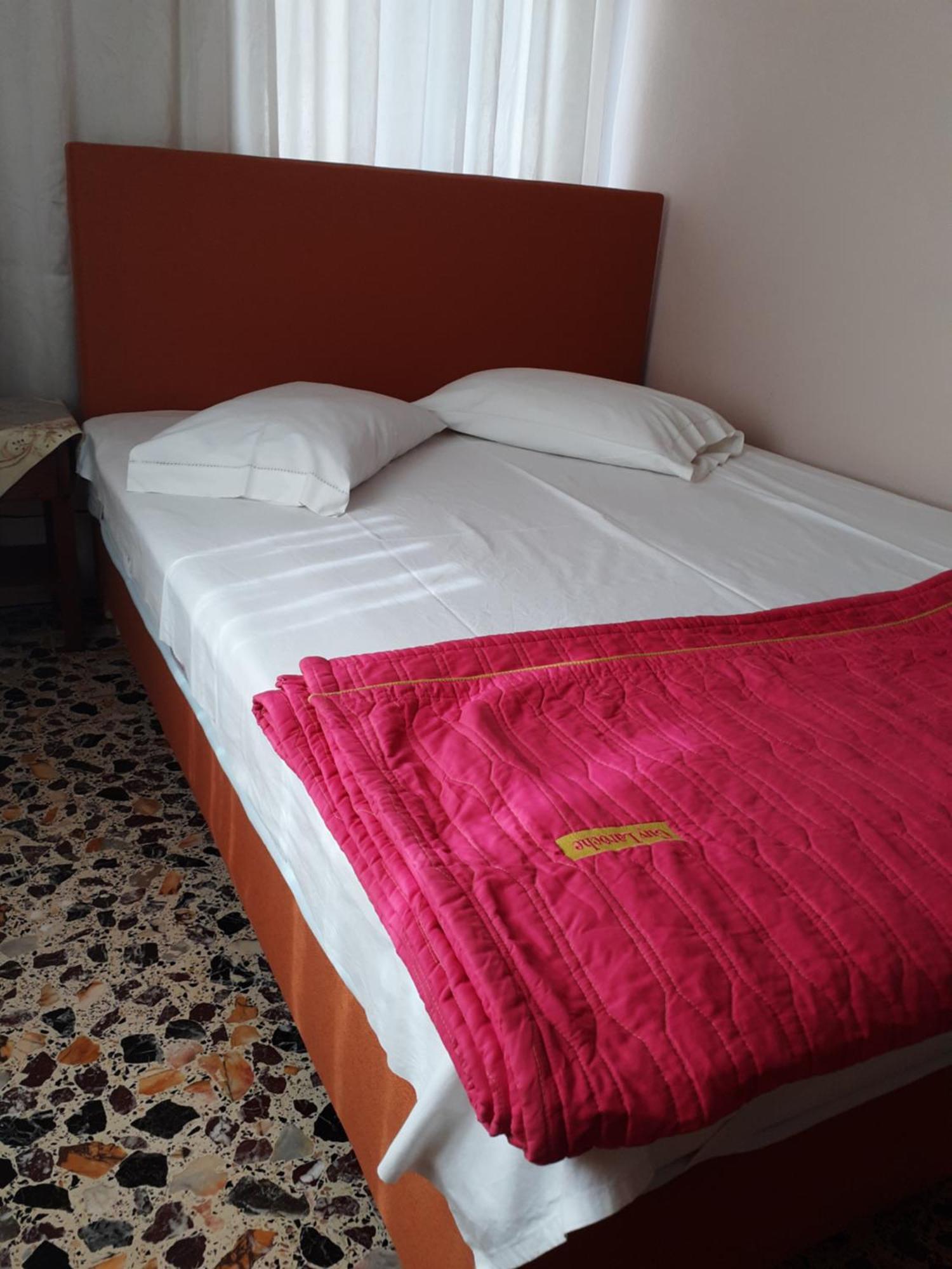 Thalia'S Garden Hotel Mytilíni Екстериор снимка